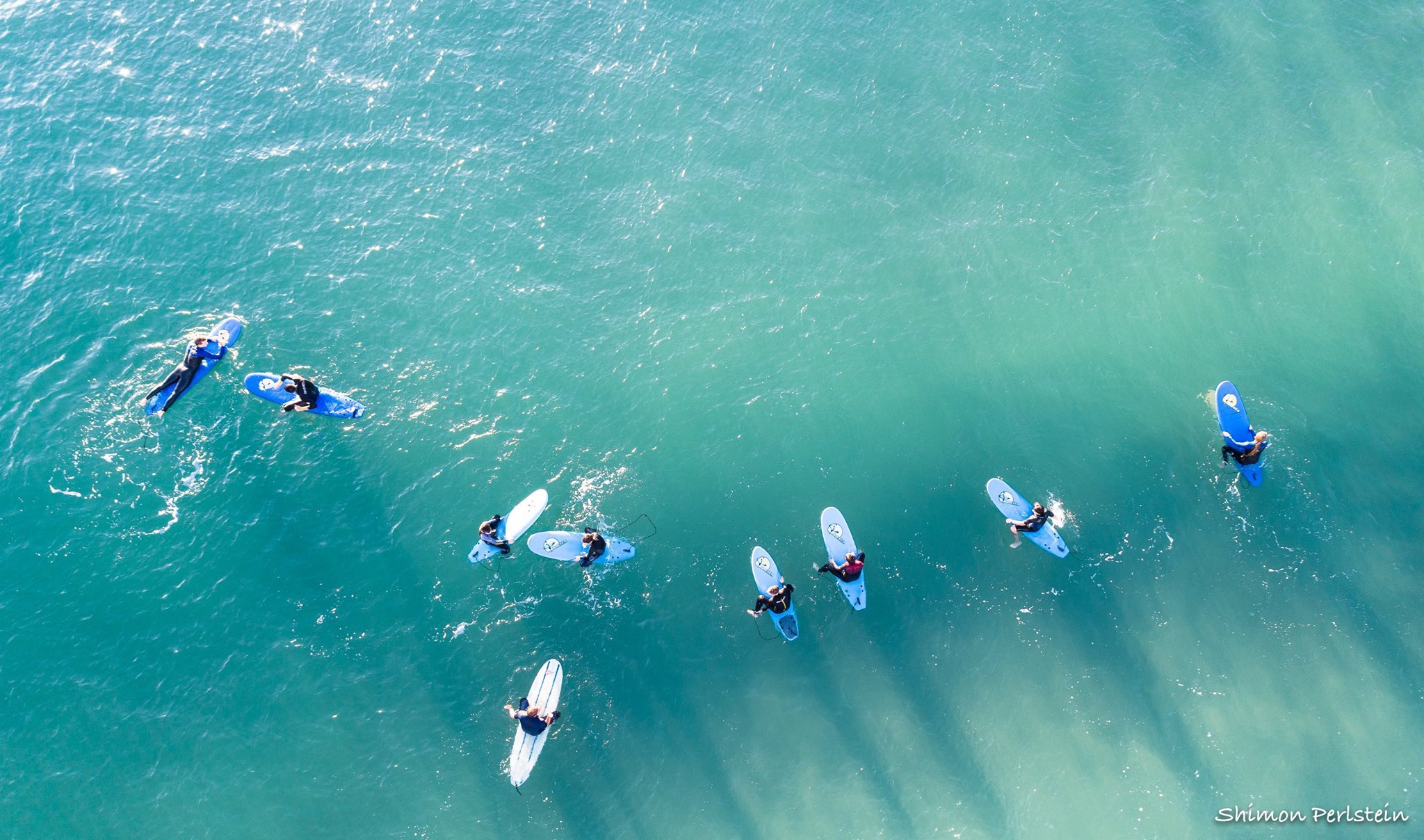 קבוצת גולשים מלמעלה